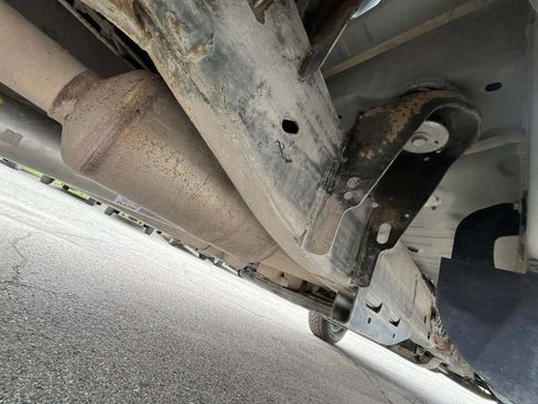 Used 2022 Chevrolet Silverado 2500 LT w/ Convenience Package image 13