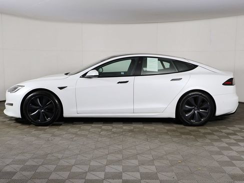 Used 2023 Tesla Model S AWD/4WD image 18
