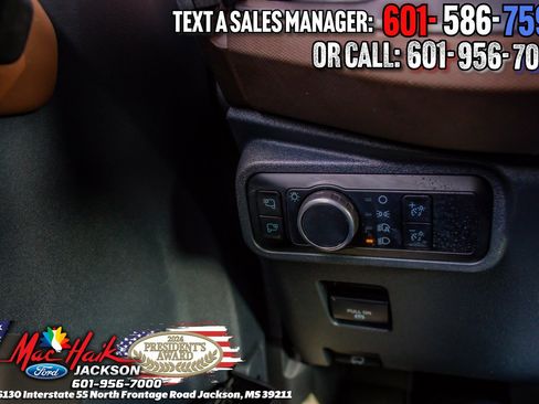 Used 2023 Ford Bronco Outer Banks image 21