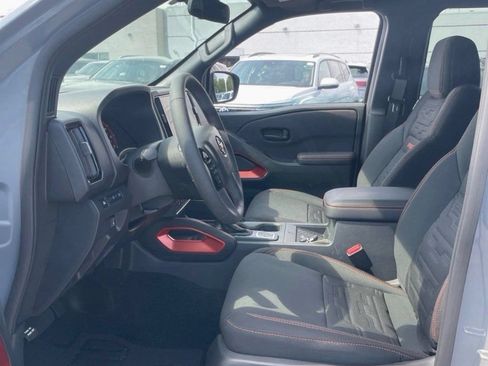 Used 2026 Nissan Frontier PRO-4X w/ Pro-4x Convenience Package AWD/4WD image 9