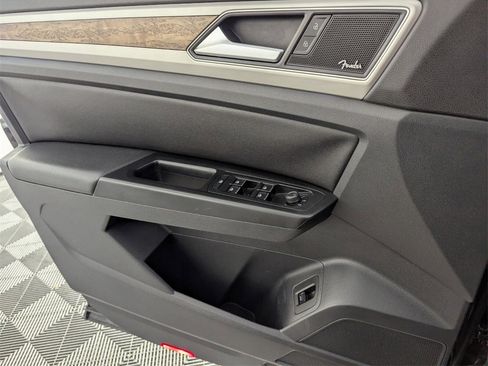 Used 2019 Volkswagen Atlas SEL Premium image 29