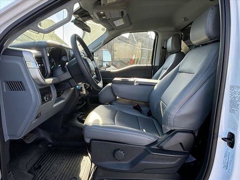 New 2024 Ford F550 4x4 Regular Cab Super Duty image 11
