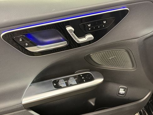 Certified 2025 Mercedes-Benz C 300 4MATIC Sedan image 21