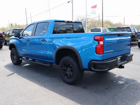 Used 2022 Chevrolet Silverado 1500 ZR2 w/ Technology Package image 35