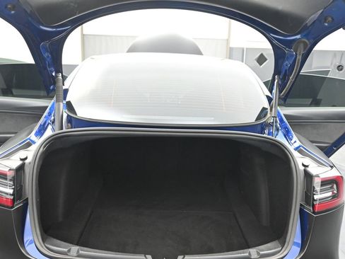 Used 2021 Tesla Model 3 Standard Range Plus image 14