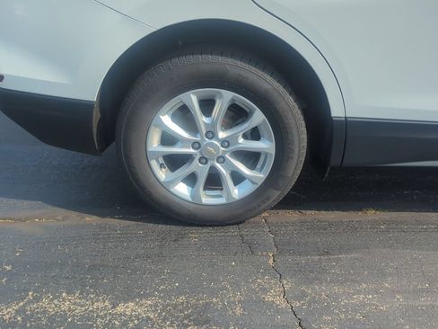 Certified 2019 Chevrolet Equinox LT w/ LPO, Floor Liner Package AWD/4WD image 12