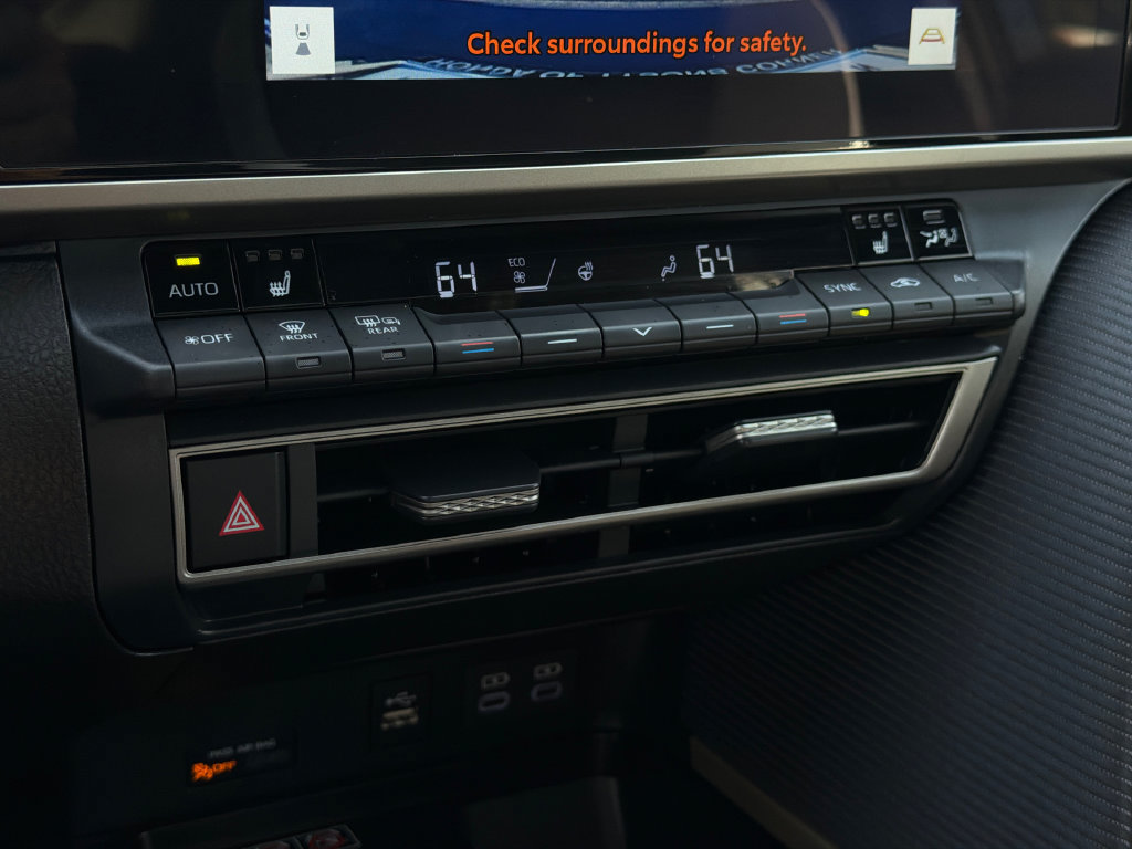 Used 2026 Toyota Camry SE w/ Multimedia Upgrade Package FWD image 27