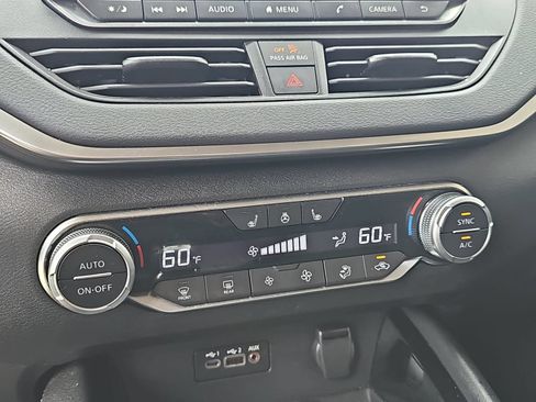 Used 2020 Nissan Altima 2.5 SV FWD image 22