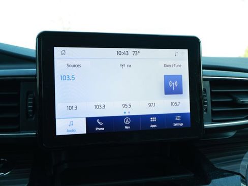 Used 2023 Ford Explorer Limited image 16