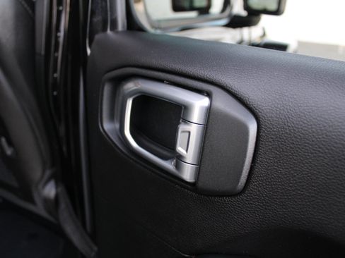 Certified 2020 Jeep Gladiator Rubicon image 18