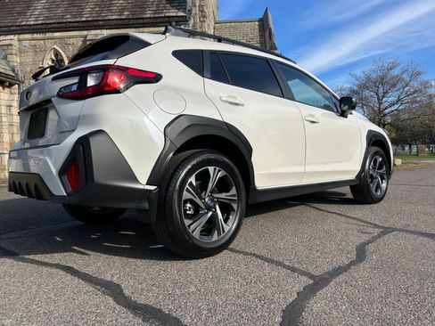 Used 2024 Subaru Crosstrek 2.0i Premium AWD/4WD image 22