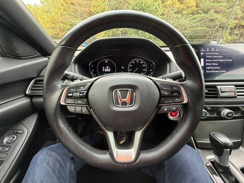 Used 2021 Honda Accord Sport image 17