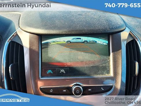Used 2018 Chevrolet Cruze LT w/ Convenience Package FWD image 13