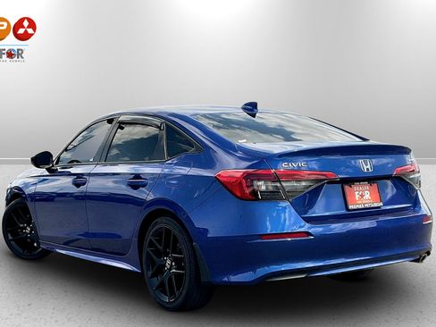 Used 2022 Honda Civic Sport image 11