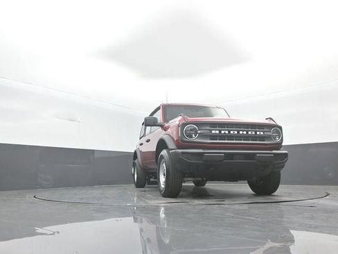 New 2026 Ford Bronco 4-Door AWD/4WD image 28