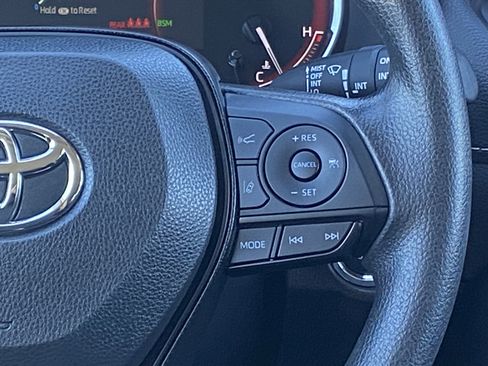 Certified 2025 Toyota RAV4 XLE image 18