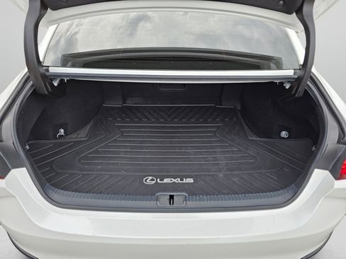 Used 2019 Lexus ES 300h 300h image 19