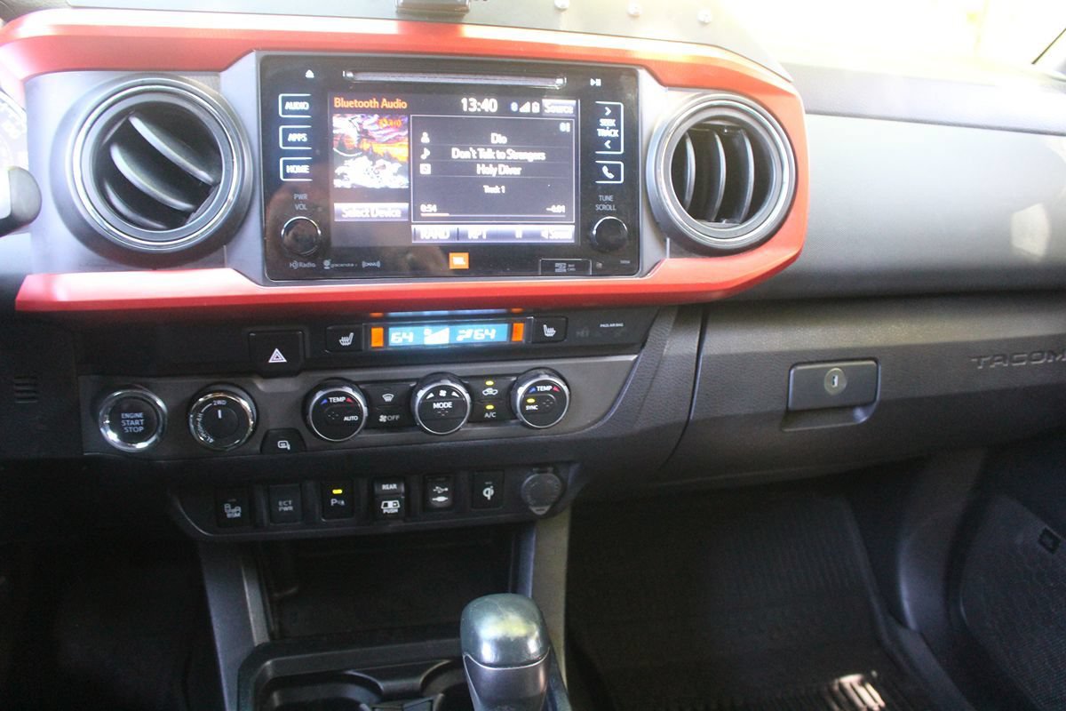Used 2019 Toyota Tacoma TRD Off-Road AWD/4WD image 29