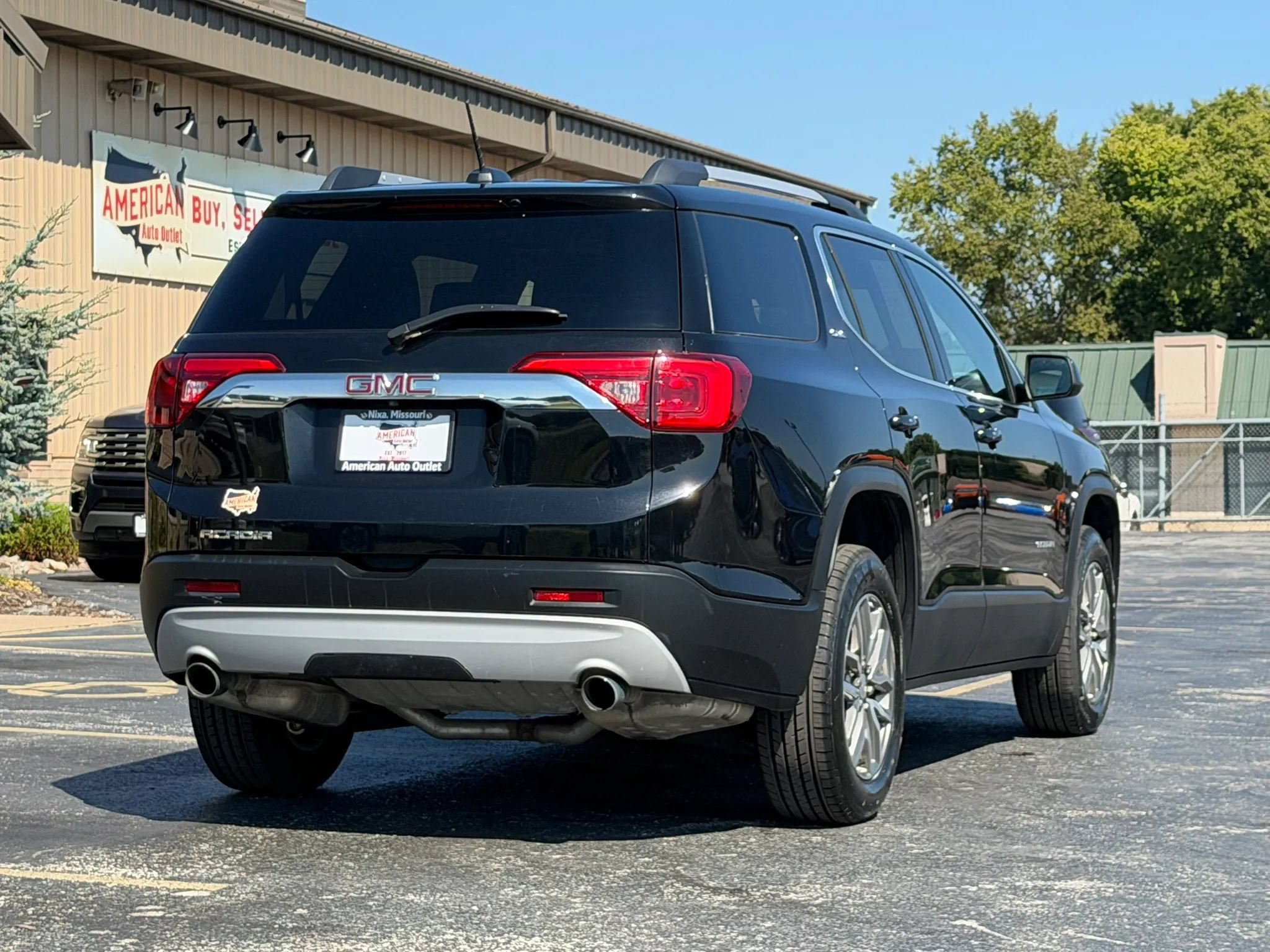 Used 2019 GMC Acadia SLE FWD image 50