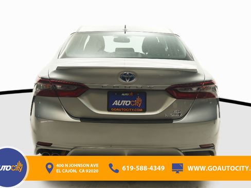 Used 2024 Toyota Camry SE w/ Audio Upgrade Package FWD image 12