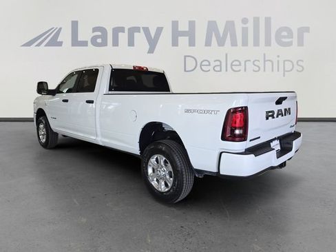 New 2025 RAM 2500 Big Horn image 3