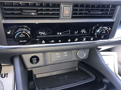 New 2026 Nissan Rogue SV w/ Cold Weather Package AWD/4WD image 18