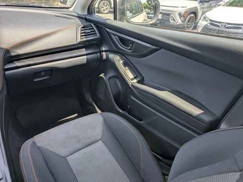 Used 2021 Subaru Crosstrek 2.0i Premium w/ Moonroof Package AWD/4WD image 17