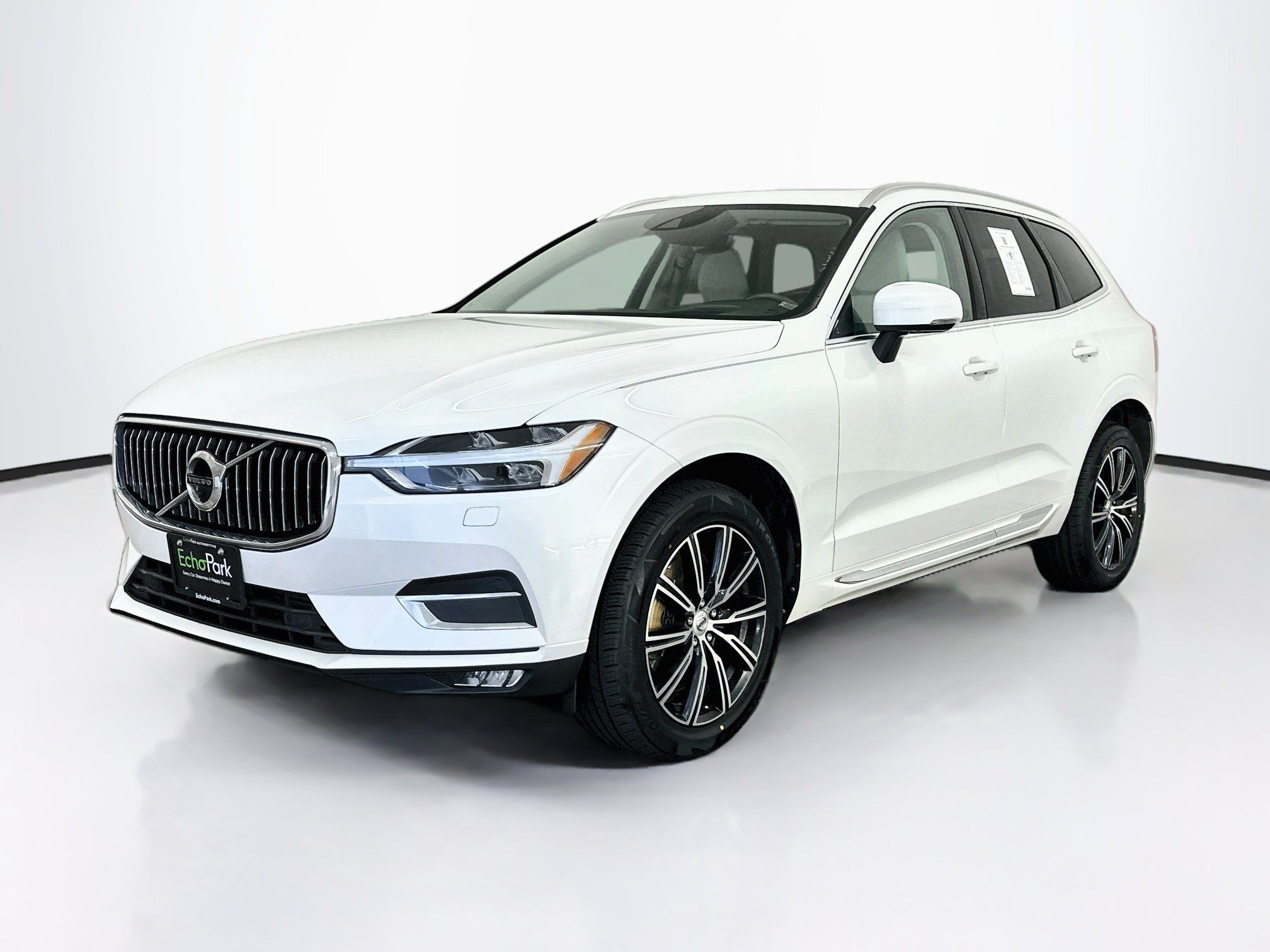 Used 2020 Volvo XC60 T6 Inscription w/ Protection Package AWD/4WD image 3