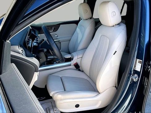 Certified 2023 Mercedes-Benz GLA 250 250 image 24