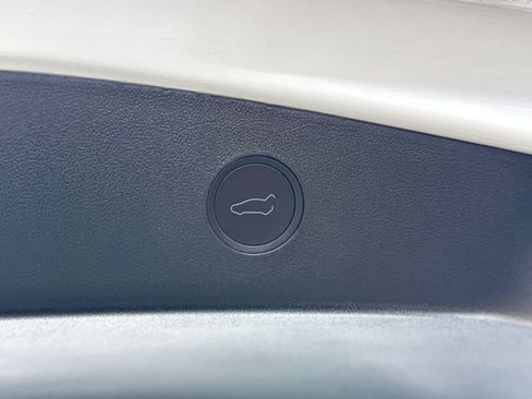 Used 2023 Tesla Model 3 Standard Range RWD image 27