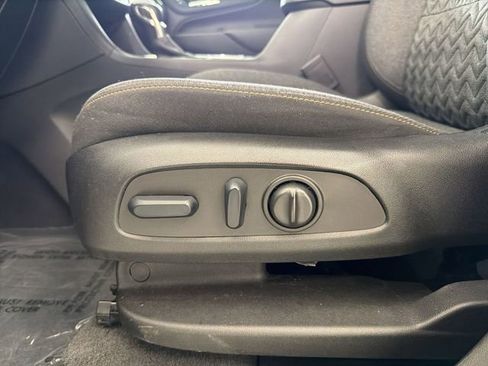 Certified 2022 Chevrolet Equinox LT image 21