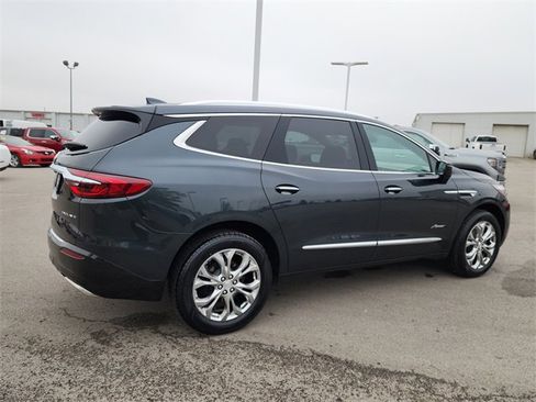 Used 2019 Buick Enclave Avenir w/ Avenir Technology Package image 2