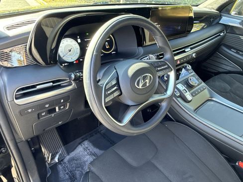 Used 2024 Hyundai Palisade Calligraphy image 16