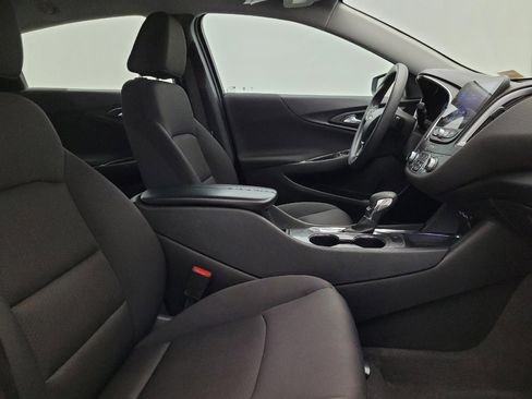 Used 2023 Chevrolet Malibu LT image 21