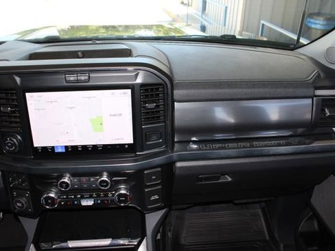 Used 2025 Ford F250 Lariat w/ Lariat Ultimate Package AWD/4WD image 32