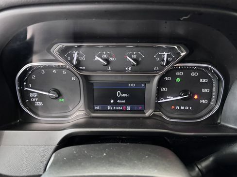 Used 2020 GMC Sierra 1500 SLE w/ SLE Value Package image 15