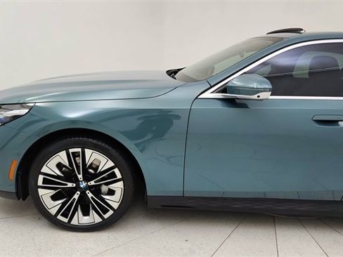 Used 2026 BMW 530i 530i image 9