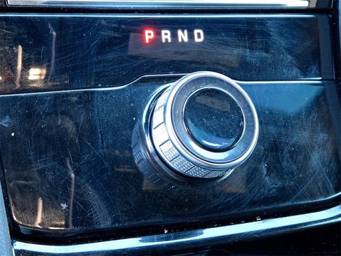 Used 2023 Jeep Grand Cherokee L Altitude image 23