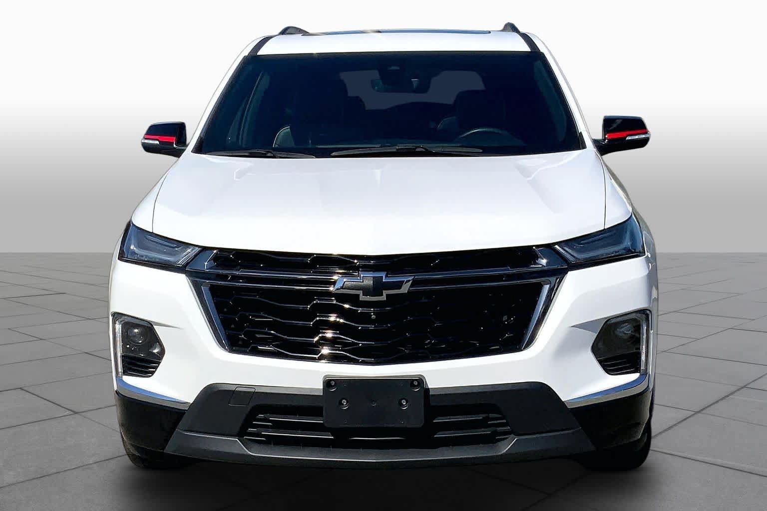 Certified 2023 Chevrolet Traverse Premier w/ Redline Edition AWD/4WD image 4
