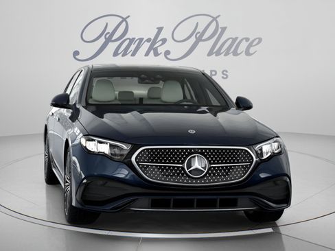 Used 2026 Mercedes-Benz E 350 Sedan image 34