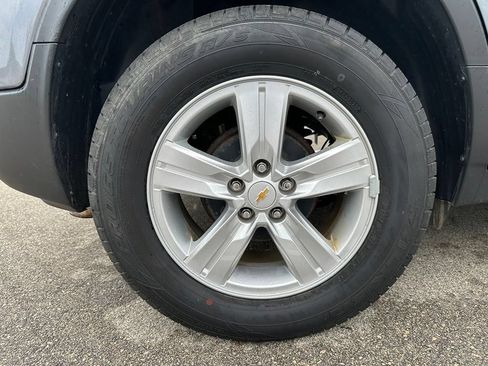 Used 2019 Chevrolet Trax LT w/ LT Convenience Package FWD image 27
