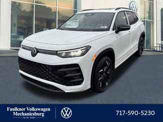 New 2026 Volkswagen Tiguan SE R-Line video 1