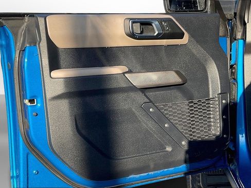 Used 2022 Ford Bronco Wildtrak image 25