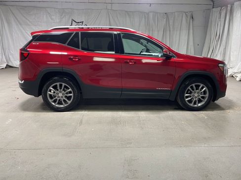 Used 2022 GMC Terrain SLT FWD image 8