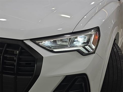 Certified 2025 Audi Q3 2.0T Premium Plus w/ Premium Plus Package image 34