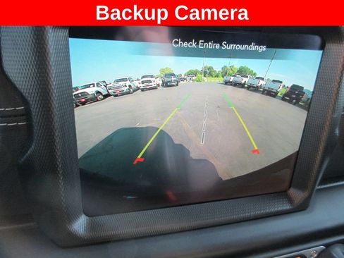 Used 2023 Jeep Wrangler Unlimited Sahara AWD/4WD image 17