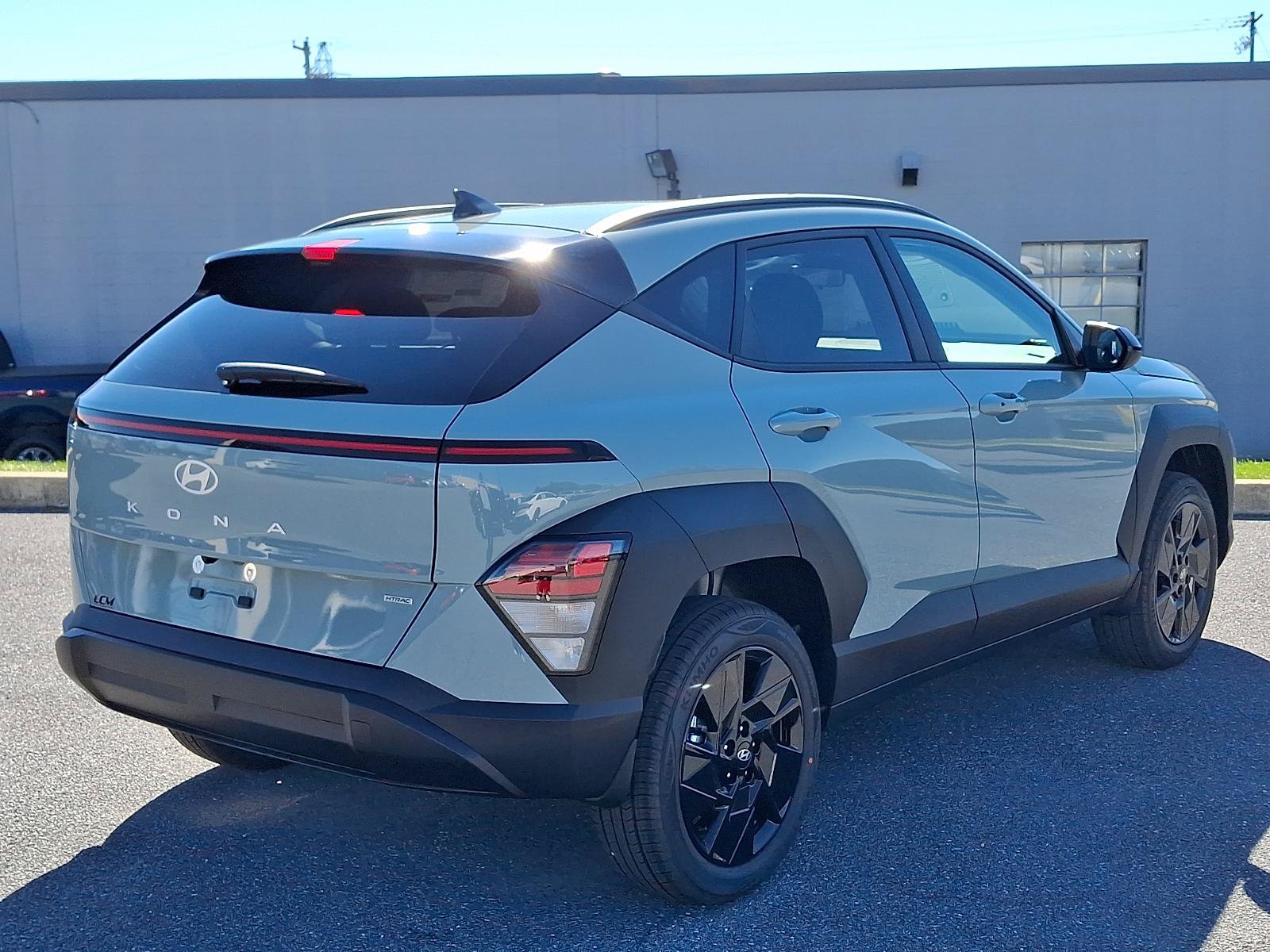 New 2027 Hyundai Kona SEL Sport AWD/4WD image 3