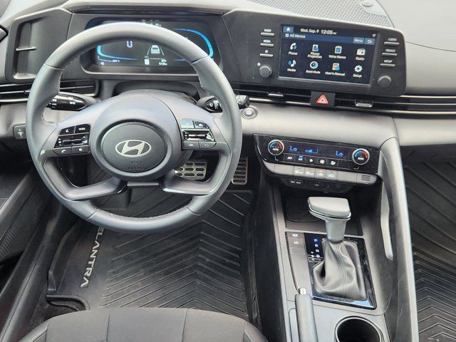 Used 2026 Hyundai Elantra Sport FWD image 27