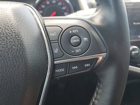 Used 2020 Toyota Camry XSE FWD image 20