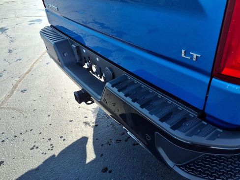 Used 2023 Chevrolet Silverado 1500 LT Trail Boss w/ LT Trail Boss Premium Package image 33